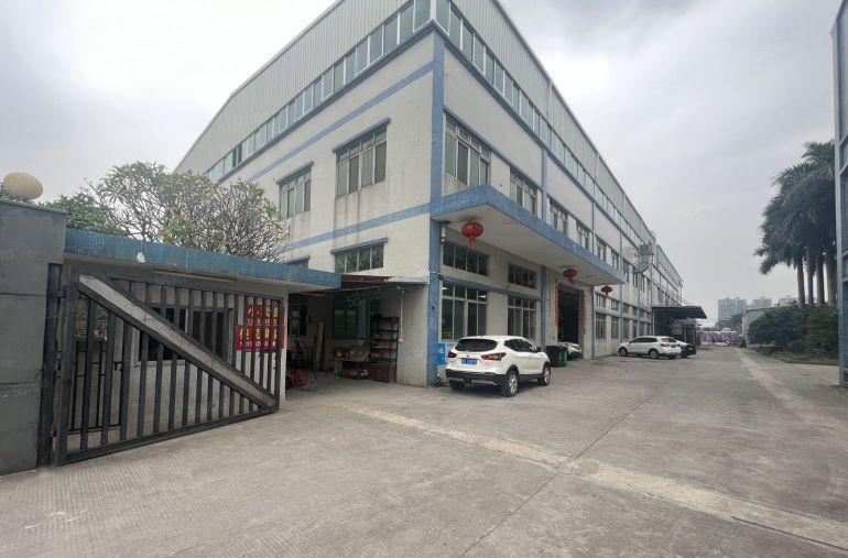 厚街本地房东厂房出租独院带牛角位，适合五金注塑电子家具加工等