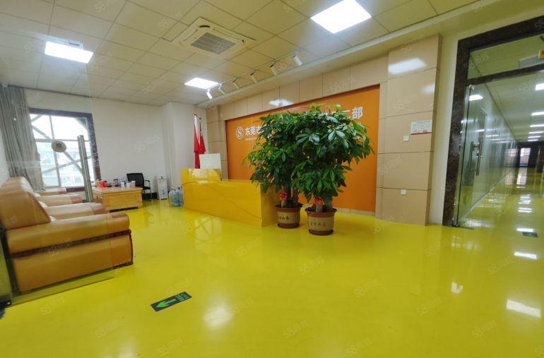 厚街现成无尘车间豪华装修10元起租五吨货梯没转让费大小分租