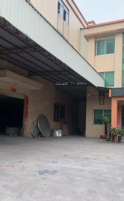 厂房一二楼2000平 现成家具环评 喷油房 水电齐全