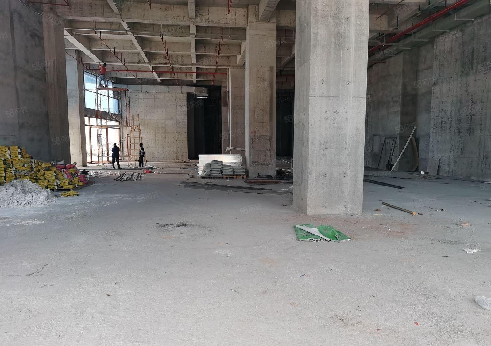 花园式厂房出租28000平 空地大 可分租