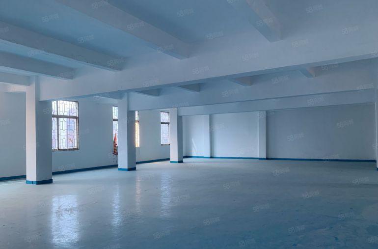 宝屯大马路旁500平带2卫生间2吨货梯