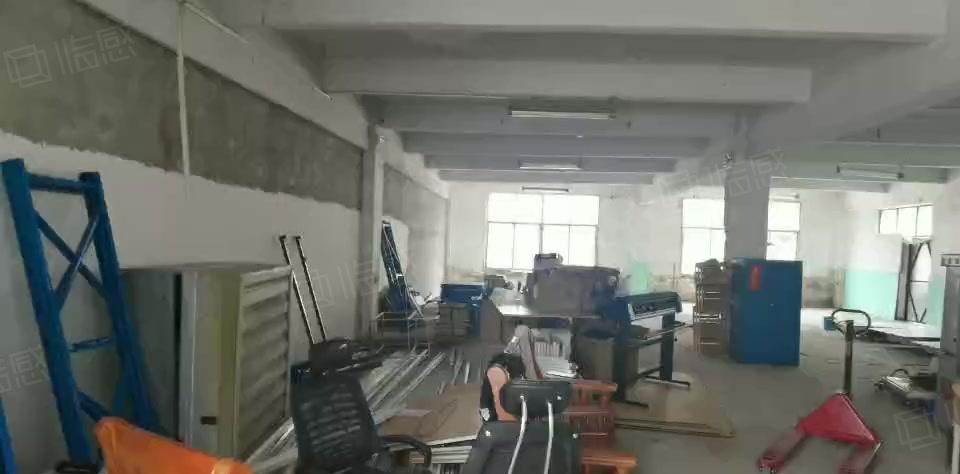 厚街涌口新出花园式厂房13500平方，可分租交通方便