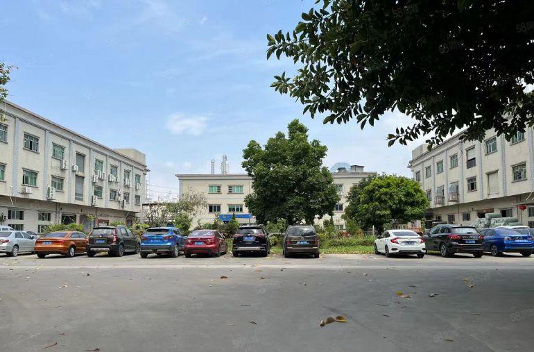 厚街新出花园式原房东厂房三楼1500平带现成办公室水电装修