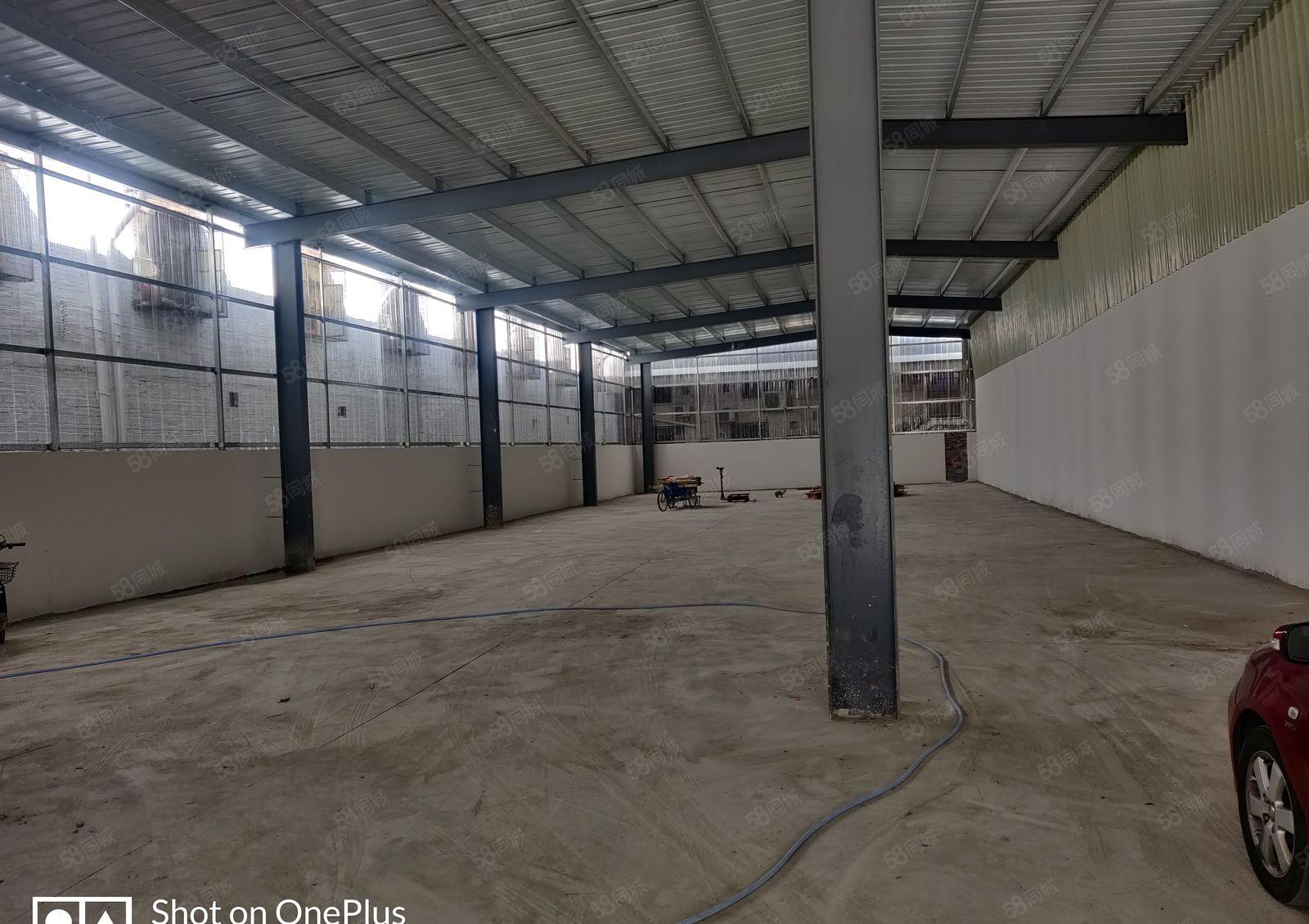 厚街新出，钢构厂房1100平，适合各行各业，进出方便交通便利