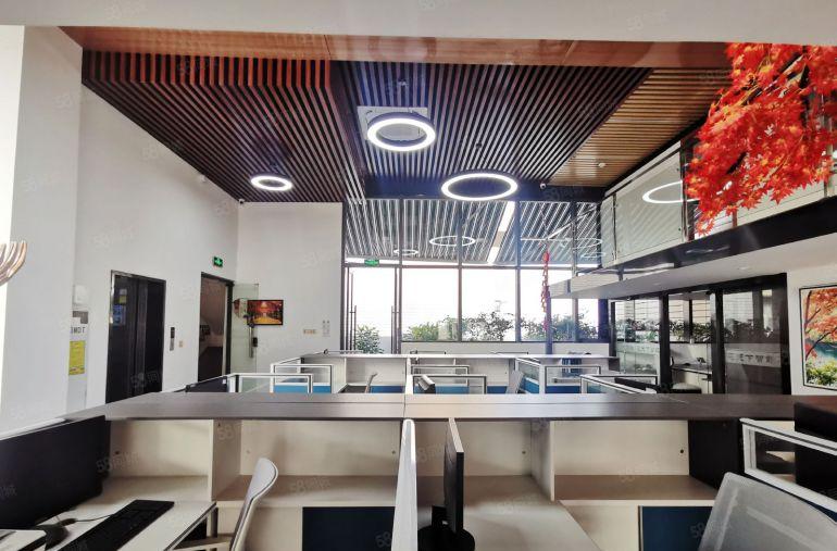 东莞厚街镇独门厂房出租，现成豪华装修，无需转让费，仓库出租