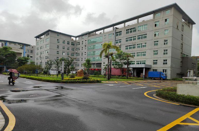 厚街横岗水库附近楼上800平厂房出租带装修水电齐全可拎包入驻