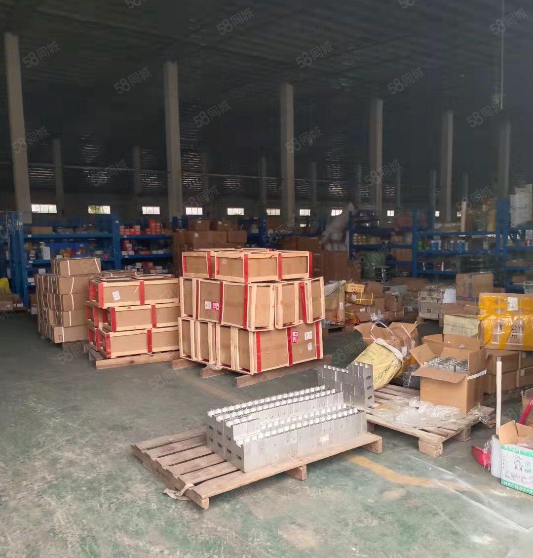 厚街厂房仓库出租6250平方大小可分租水电线路齐全靠大马路边