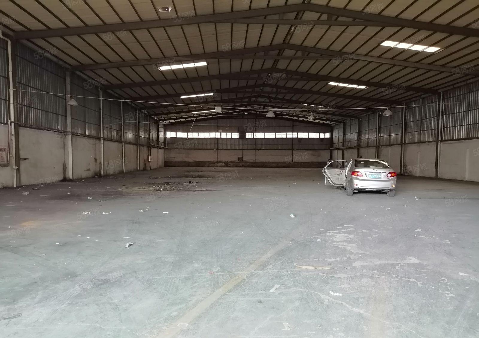 独院单一层钢构厂房出租2200平方，有办公楼宿舍配套