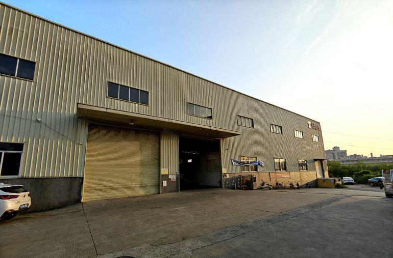 厚街镇10米高钢结构厂房高速路口附近 厂房可独院可分租