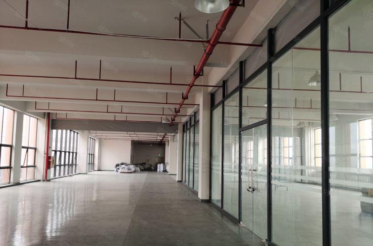 （带地坪漆）2500平带地坪现成办公室出租一手房东电费自己交