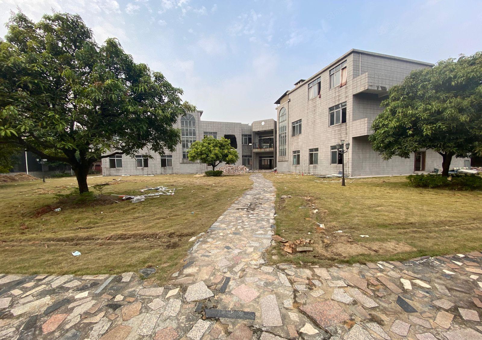 厚街独门独院13000房原房东厂房超大空地