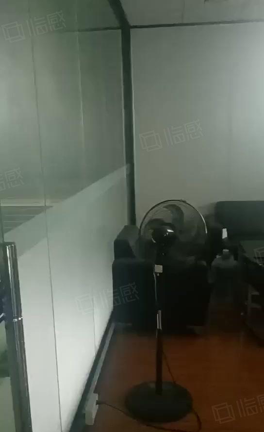 厚街南五新出单一层600平带水电精装修办公室厂房出租仓库出租