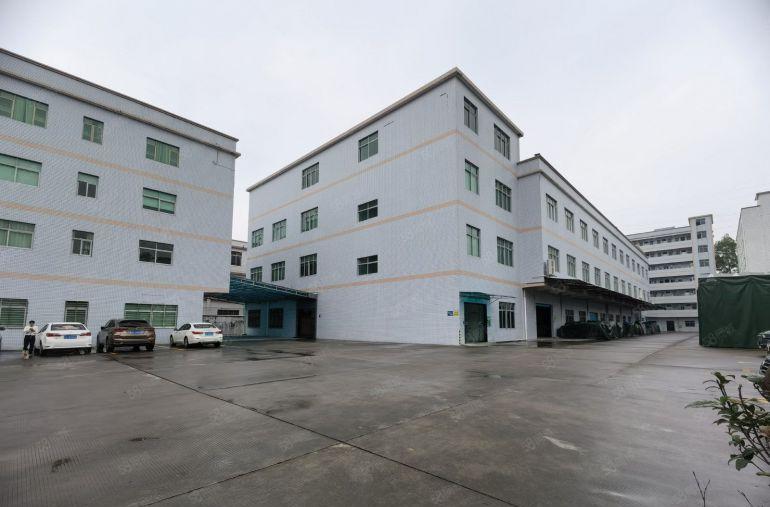 厚街三屯小学附近工业园精装办公水电厂房出租一二楼各1500平