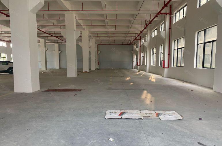 厚街镇1500平层高7米重工业厂房空地大红本厂房原房东