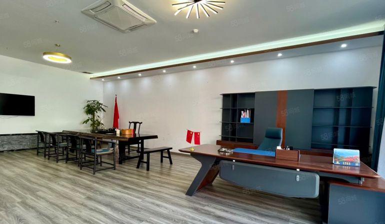 厚街溪头独院三层实际面积6000方厂房仓库可分租