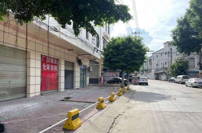 厚街白濠原房东独院厂房三层5000方精装修可分租