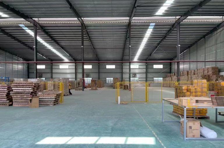 （出租）厚街镇家具大道全新单一层2300平方 水电齐全