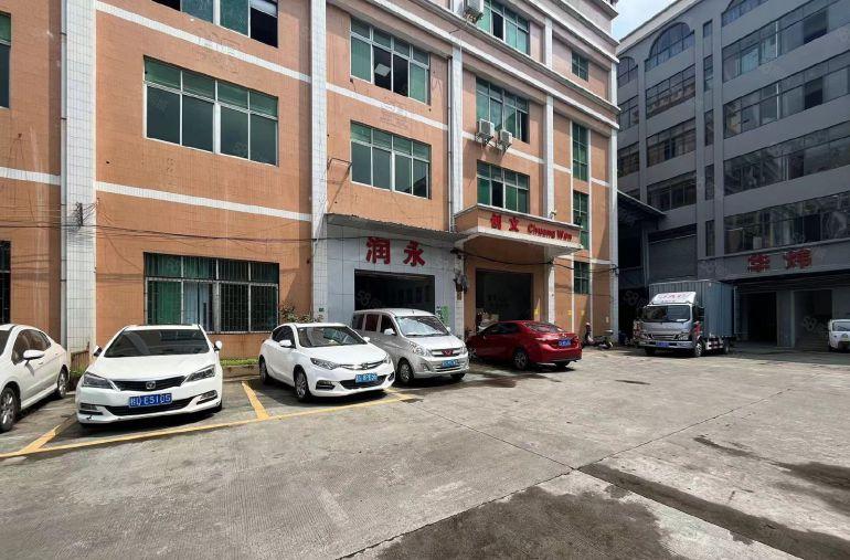 厚街新出花园式原房东厂房一楼1200平带现成办公室水电装修