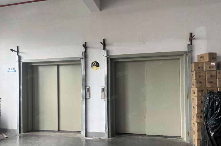 厚街精装修2350平方标准厂房出租，可分租，价格便宜