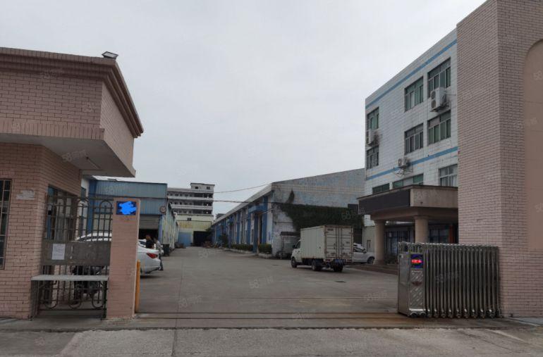 原房东钢结构厂房1500平低价出租园区形象好空地大业主直租