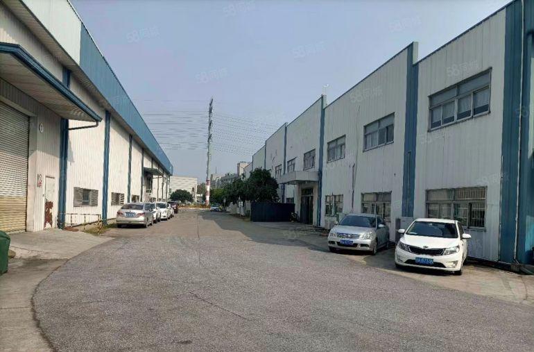 适合多种行业厂房低价出租，滴水7米到12米，位置优越交通方便