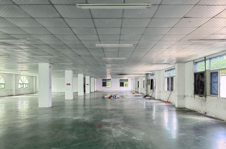 厚街大润发附近工业园厂房3楼1300平方整层带精装办公水电