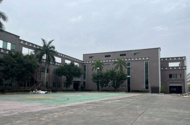 厚街原房东独门独院厂房12000平方，可隔两个独院