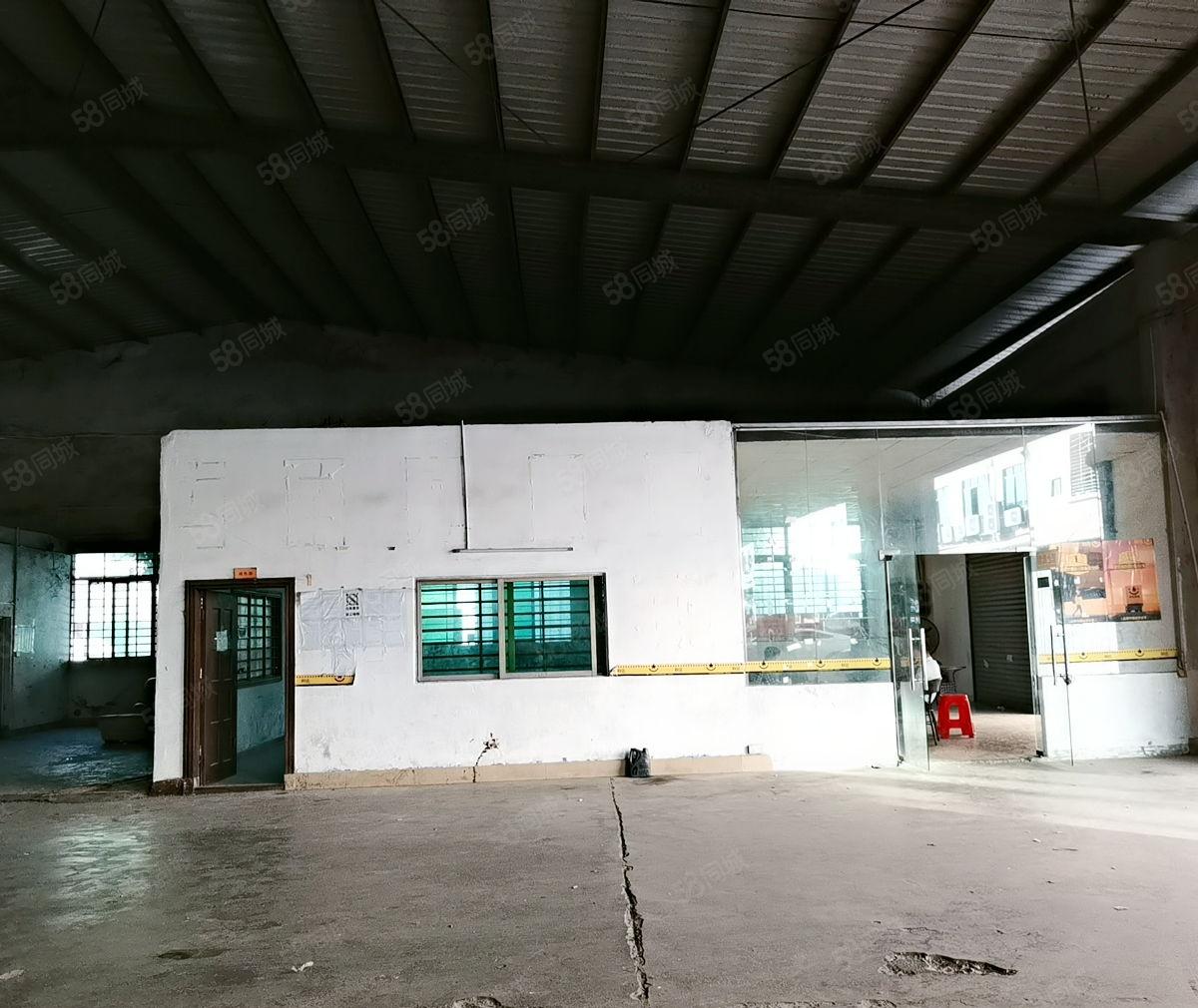 厚街单一层钢构厂房出租，滴水8米，现成水电办公室，无限制行业