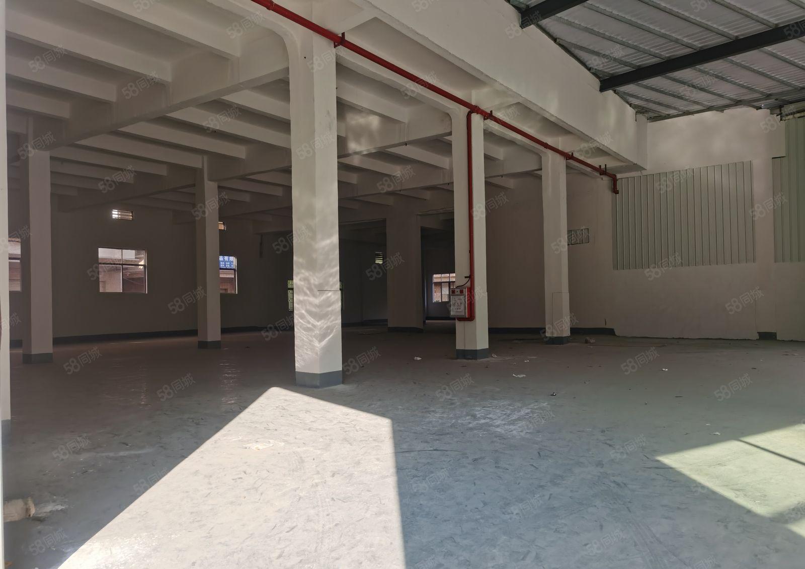 钢结构滴水10米厚街机械五金厂房