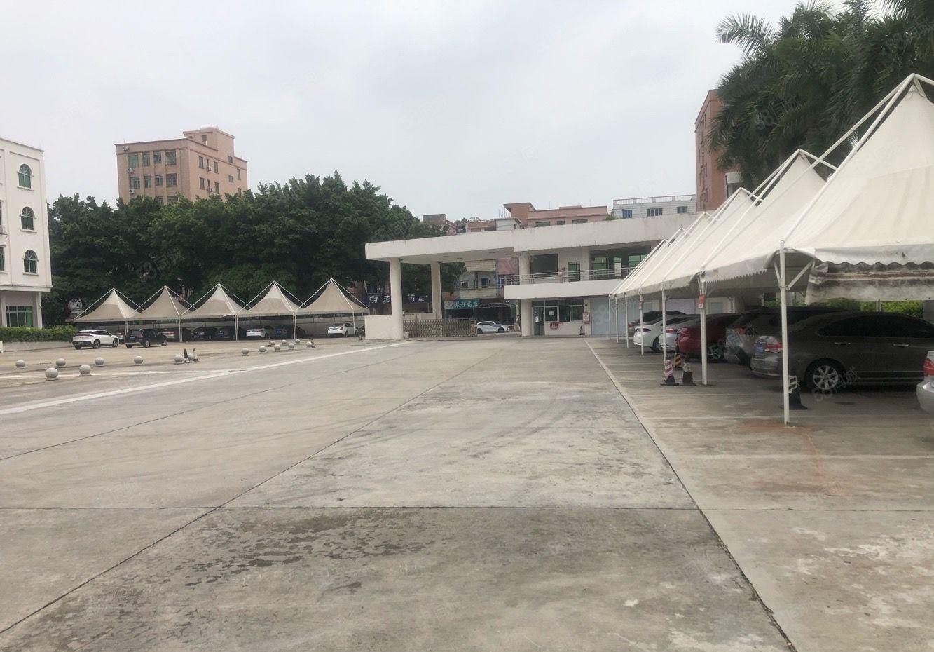 厚街三屯厂房大小可分，总面30000平，格局方正大车进出方便