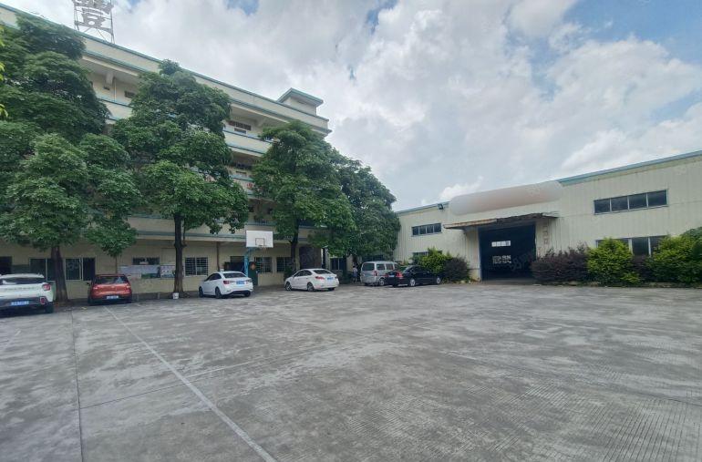 单一层钢构转租厂房出租仓库出租空地超大交通便利