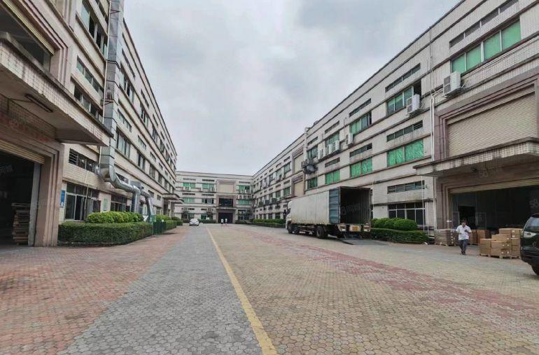 厚街厂房出租一楼2000方形象好，适合压铸注塑机械设备包装等