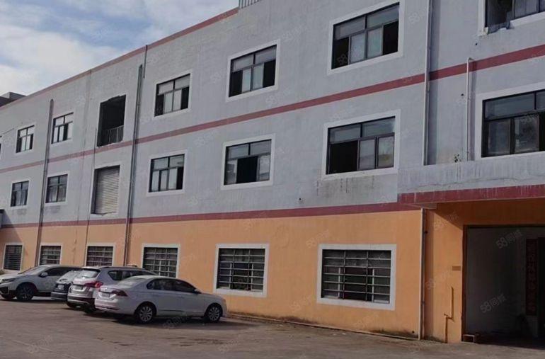 厚街小独院1000平8.8元每平出租，空地大，马路边！