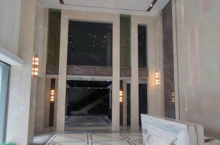 厚街 10 米高精装修钢构 4000 方可分租