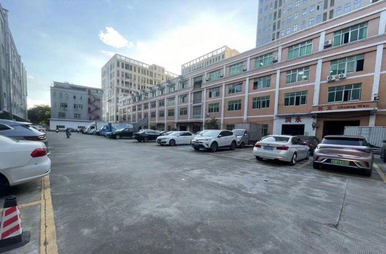 厚街镇中心位置厂房低价出租