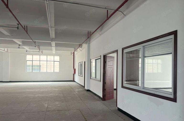 厚街 汀山花园式原房东独院楼上1500平带装修 水电齐全