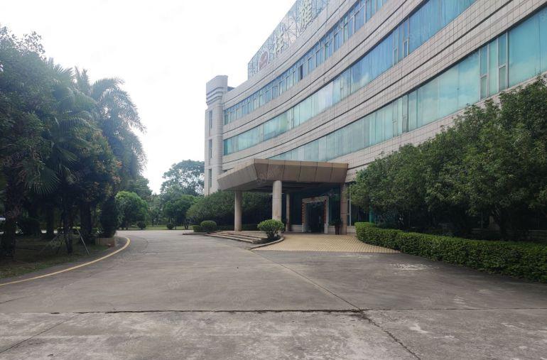 原房东8元低价甩租厚街大岭山南城无公摊4千平厂房一楼仓库出租