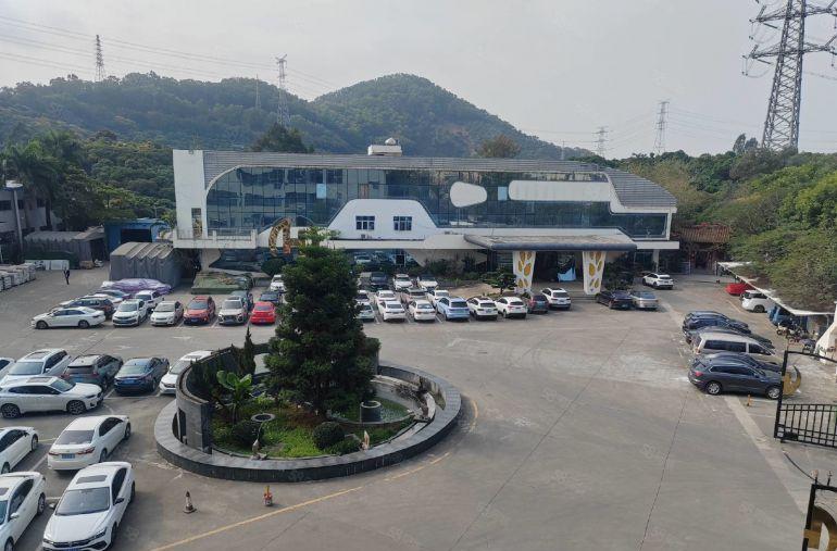 精装修标准厂房2楼1800平方米零公摊实际面积出租13元平