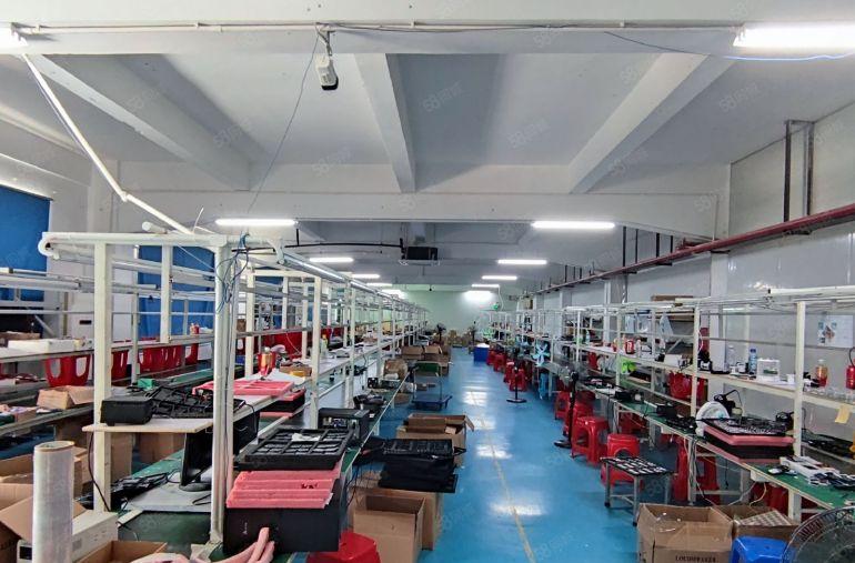 塘厦清湖头二楼厂房980平带装修低价出租，可做电池，13元每