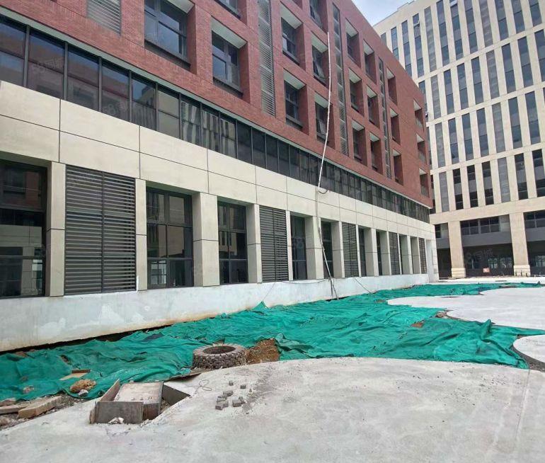 塘厦全新工业园独栋厂房8000平方！无公摊！形象高端大气