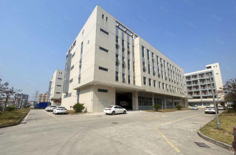 特价15.8的厂房 高速口楼上面积3000平  形象好