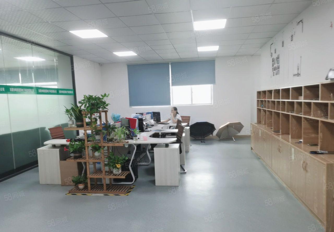 塘厦清湖头工业园独院1880平带装修厂房出租，好招工交通方便