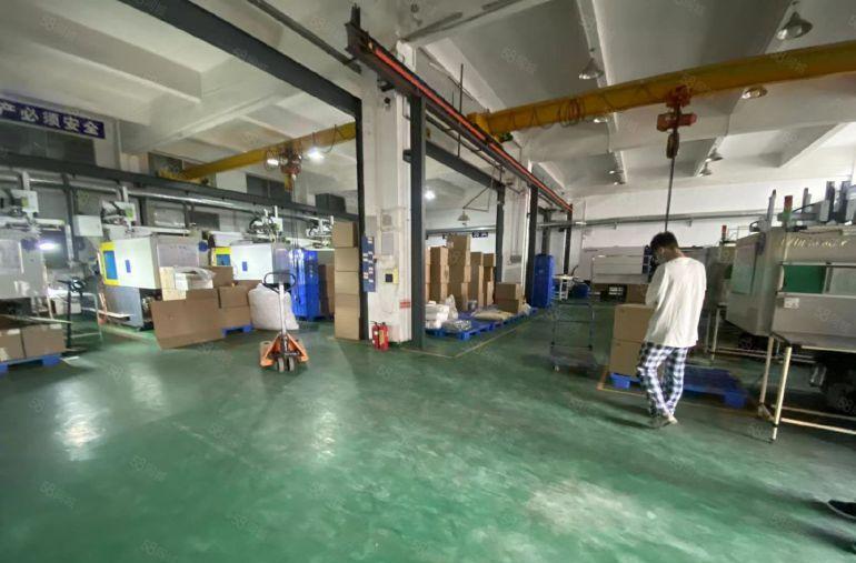 塘厦外环高速口新出标准1楼700平，高度6.5米，有现成行车