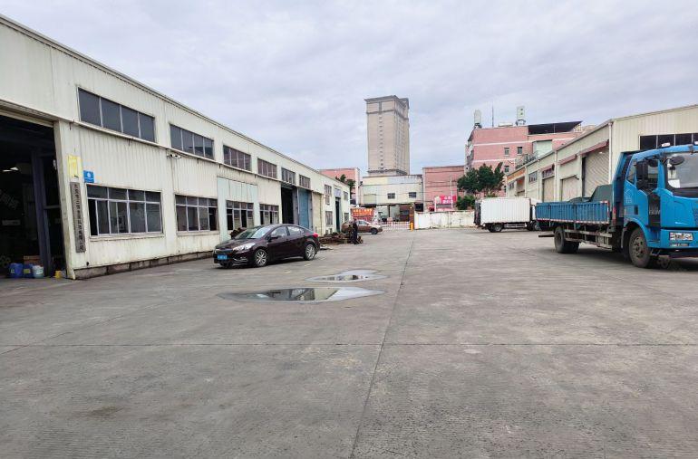 塘厦科苑城厂房物流仓库出租2580平高度8米17米拖头可掉头