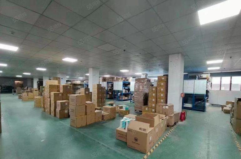 塘厦平山外环高速口楼上电子车间1500平现成装修厂房仓库出租