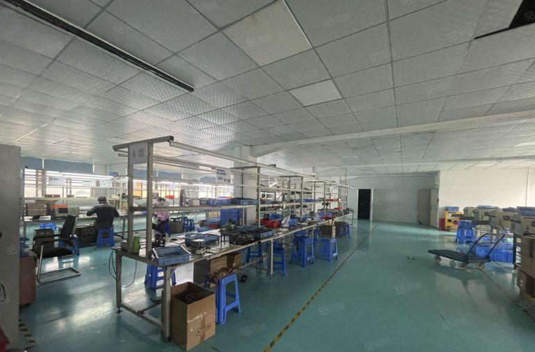 塘厦莲湖新空三楼洁净厂房1050平，配套装修办公水电拎包入