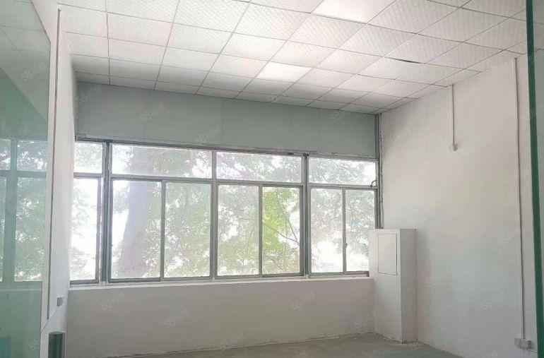 塘厦中心园区楼上360平厂房仓库出租，装修带办公，主线到车间