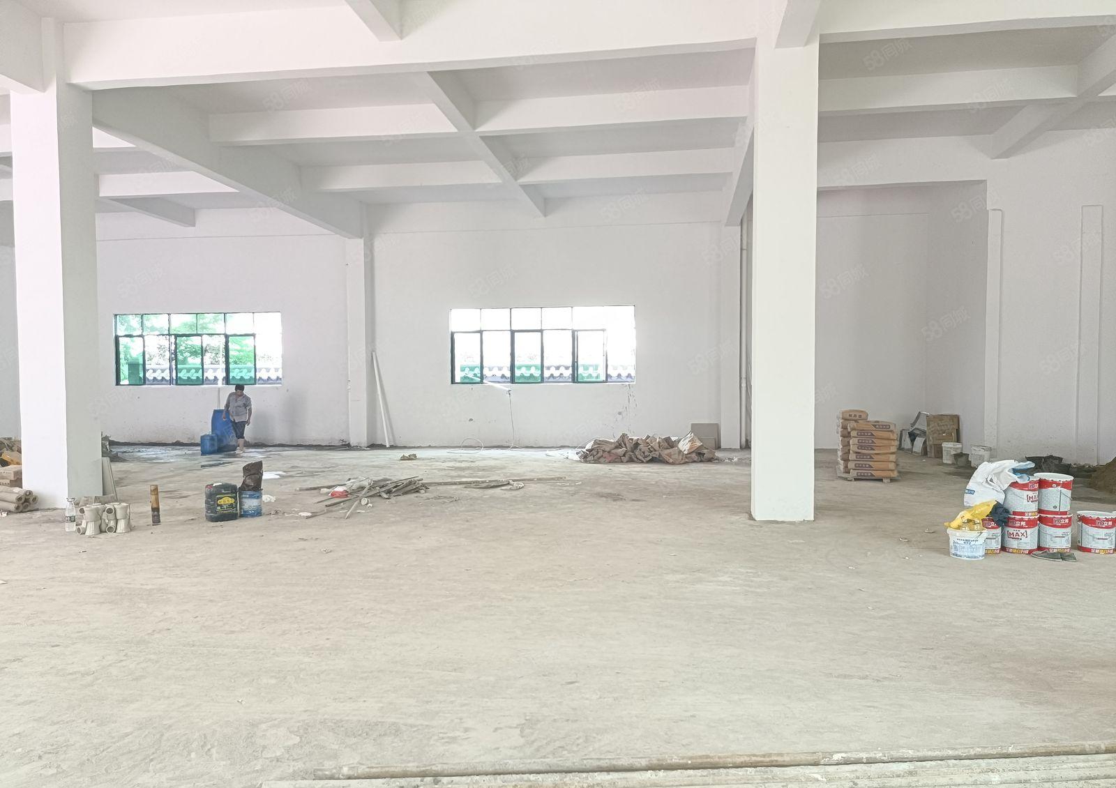 塘厦石鼓新出13000平独栋厂房出租，高速路口近空地大