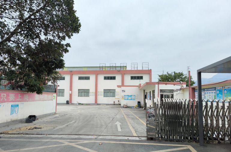 塘厦高速口独院钢构5000平厂房仓库出租，滴水8米水电齐全。