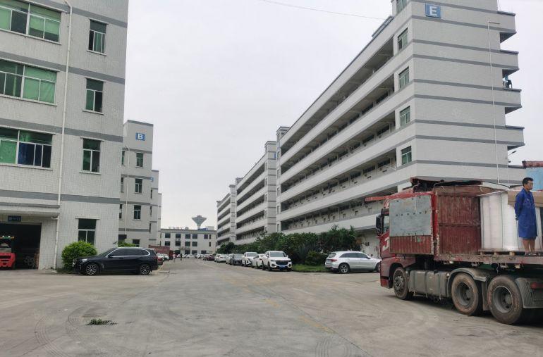 塘厦沙湖靠近深圳观澜楼上精装修厂房仓库1800平，拎包生产